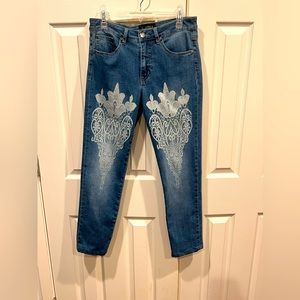 JOSEPH RIBKOFF EMBELLISHED JEANS Size 10